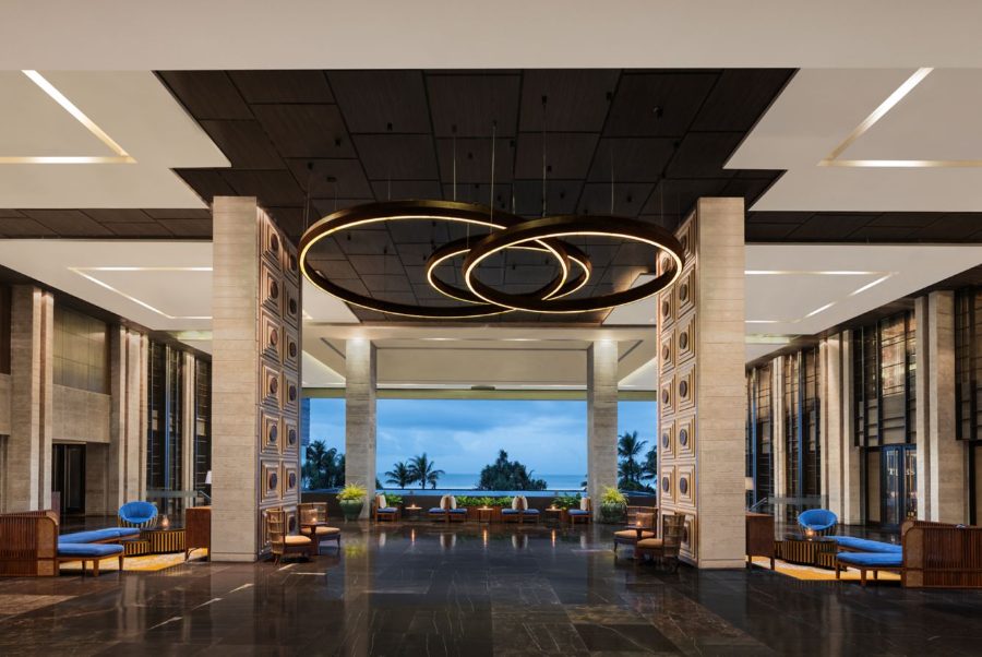 Hall du Weligama Bay Marriott ouvert sur l'océan